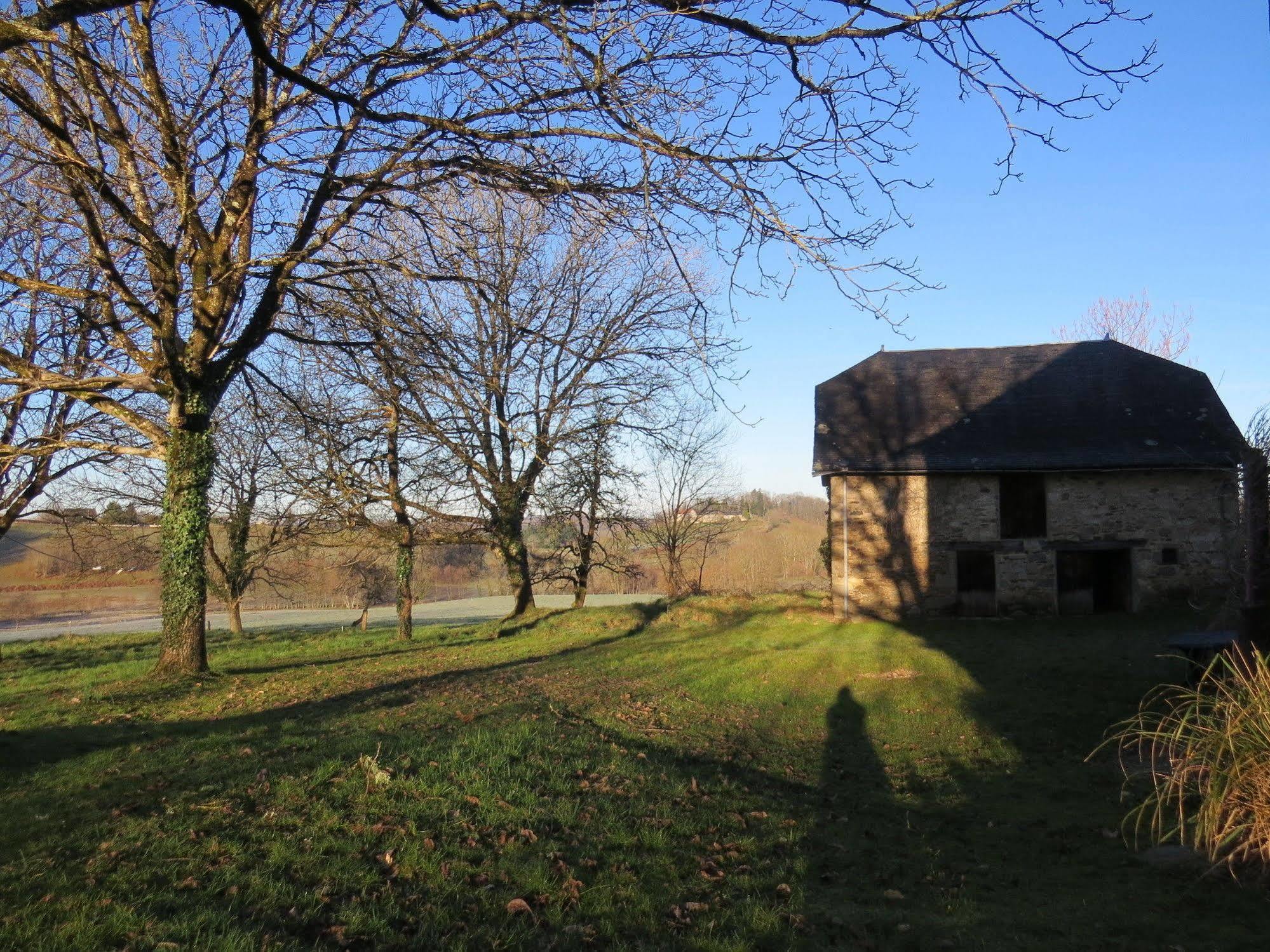Domaine De La Clauzade Bed and Breakfast Saint-Germain-les-Vergnes Εξωτερικό φωτογραφία